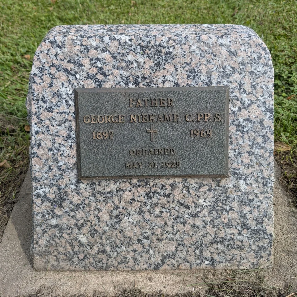 Grave marker of Father George Niekamp, C.PP.S., 1897–1969, inscribed Ordained May 21, 1925